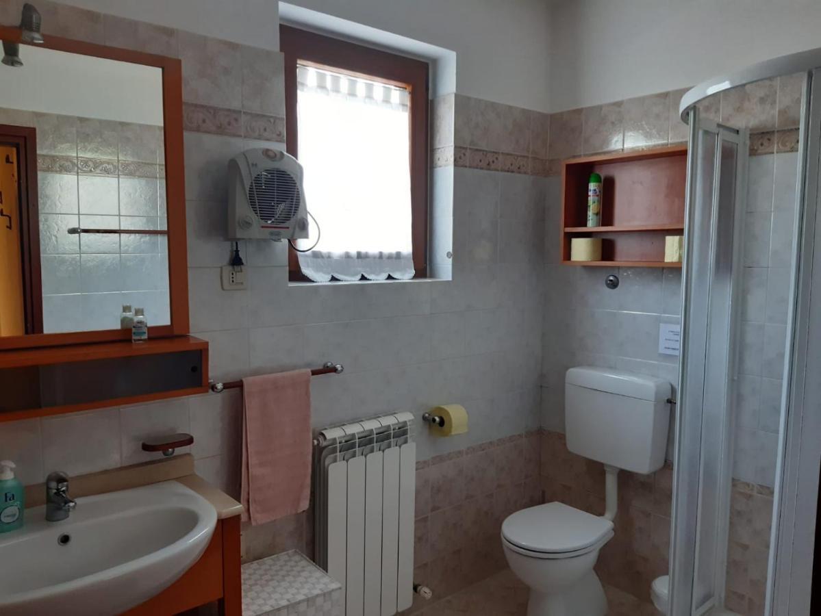 Apartman Lena 乌马格 外观 照片
