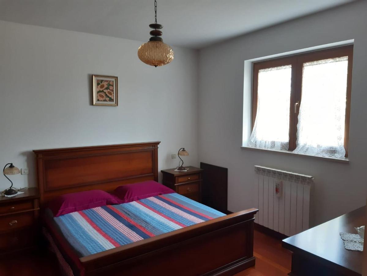 Apartman Lena 乌马格 外观 照片